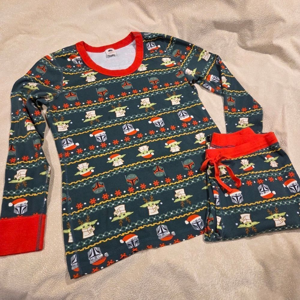 Hanna Andersson Star Wars Mandalorian Christmas Pajama Set, Womens L